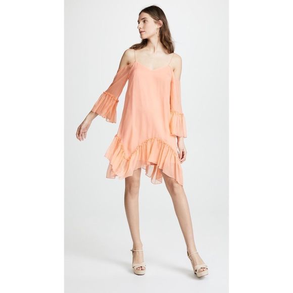 Alice + Olivia Dresses & Skirts - Alice + Olivia Ilaria 100% silk Dress in Peach